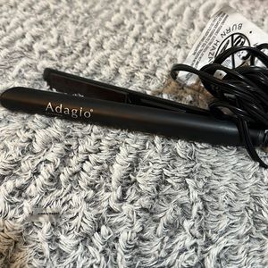 Adagio Mini Flat iron